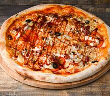 Пицца из дровяной печи Деревенская
