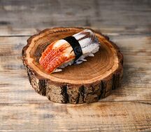 Суши с угрем