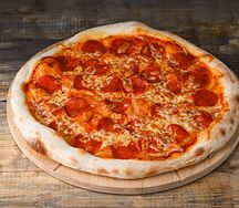 Пицца из дровяной печи Пепперони