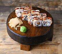 Канадский ролл с угрем