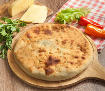 Осетинский пирог с сыром сулугуни