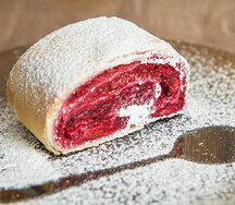 Штрудель вишневый