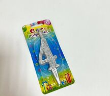 Свечка цифра 4