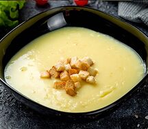 Сливочно-сырный суп с шампиньонами 