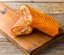 Шаурма в сырном лаваше