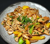 Курица с овощами