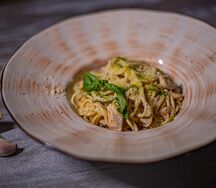 Паста из грудки цыпленка с шампиньонами