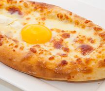 Хачапури по-аджарски