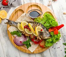 Дорадо на углях с наршарабом