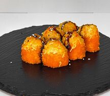 Запечённый ролл с крабом