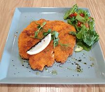 Шницель из куры с овощным гарниром