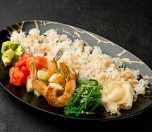 Поке с тигровыми креветками