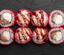 Запеченный ролл с лососем