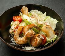 Цезарь с тигровыми креветками