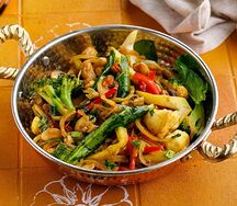 Пряные овощи с грибами