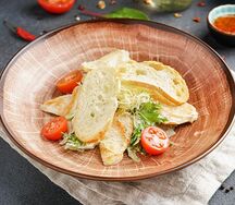 Цезарь с курицей