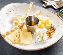 Сырная тарелка