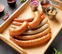 Колбаски гриль на компанию