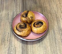 Булочка с корицей