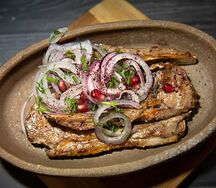 Каре ягнёнка на углях