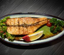 Стейк из сёмги на углях