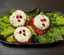 Помидоры, фаршированные сыром