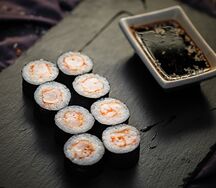 Маки-роллы с креветкой