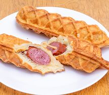 Корн-дог с охотничьей колбаской
