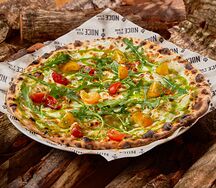 С песто, черри и рукколой ультра