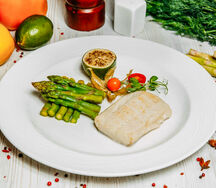 Филе палтуса со спаржей