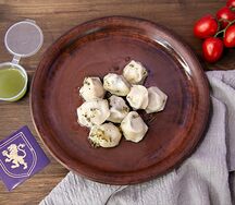 Пельмени с зеленым маслом (варёные или жареные)