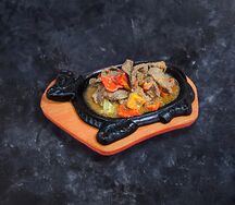 Жаровня с овощами и говядиной