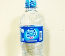 Вода питьевая негазированная Nestle