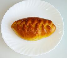 Пирожок с капустой