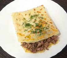 Блин с мясом