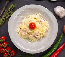 Паста с курицей и грибами