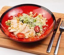 Салат Цезарь с цыплёнком