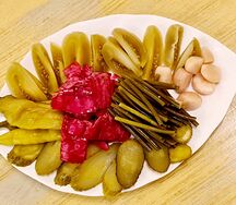 Ассорти из солений / Assorted Pickles