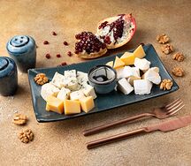 Ассорти европейских сыров