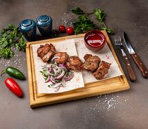 Шашлык из cвинoй шейки