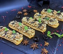 Эклеры Печеночные с черносливом 