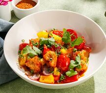 Курица с ананасами