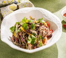 Салат с говядиной и фасолью
