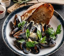 Мидии в соусе горгонзола