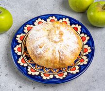 Самса с яблоком