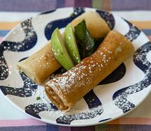 Блинчики с яблоком и корицей 2 шт