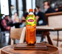 Чай черный Lipton Персик