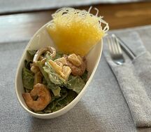 Салат с кальмаром