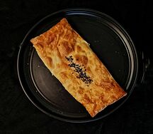Слойка с курицей и сыром