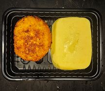 Картофельное пюре с куриной котлетой